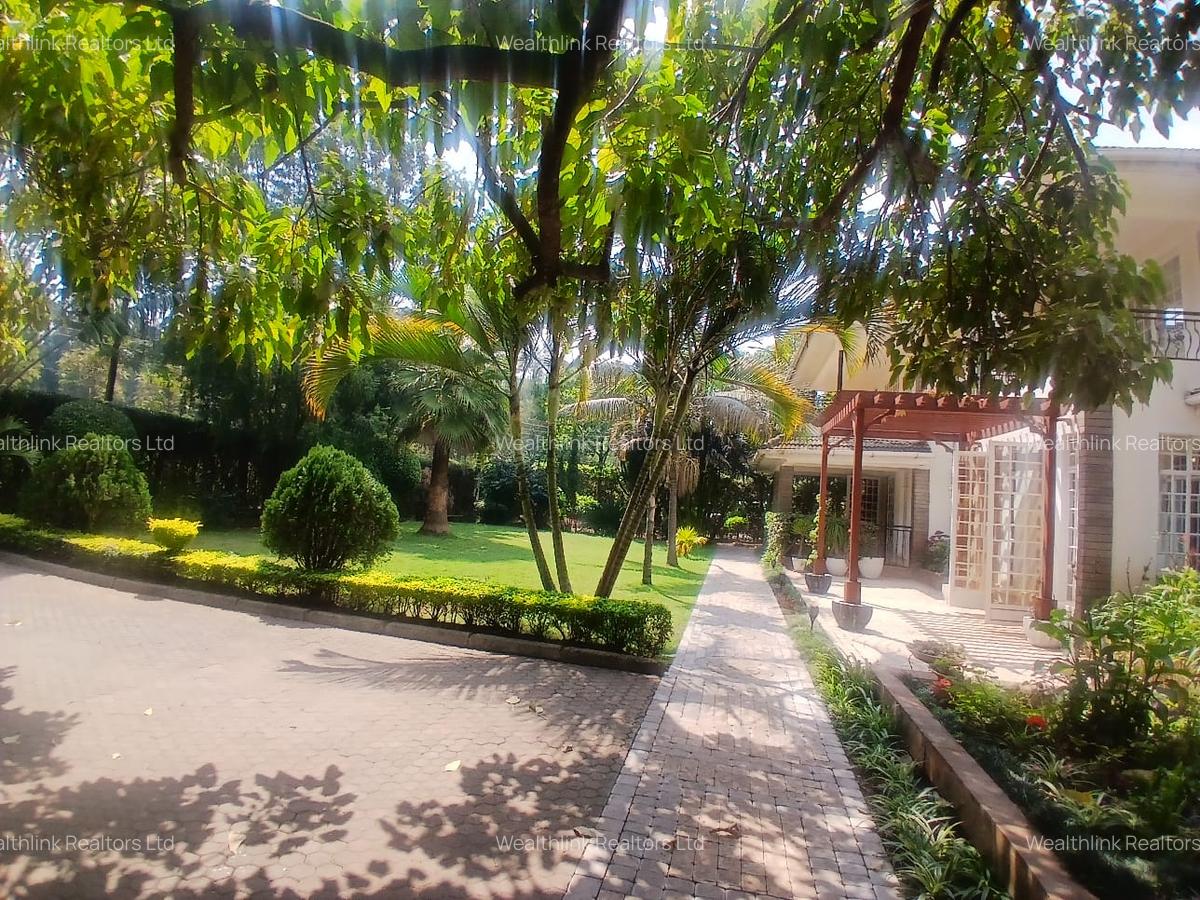 4 Bed House with En Suite at Karen - 2