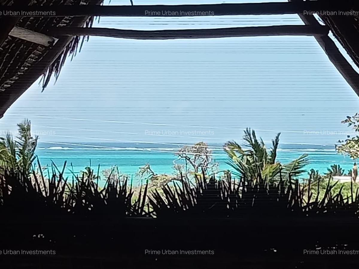 2 Bed House with En Suite in Watamu - 3