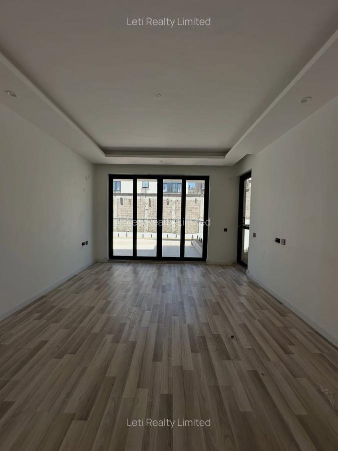 5 Bed Townhouse with En Suite in Lavington - 5