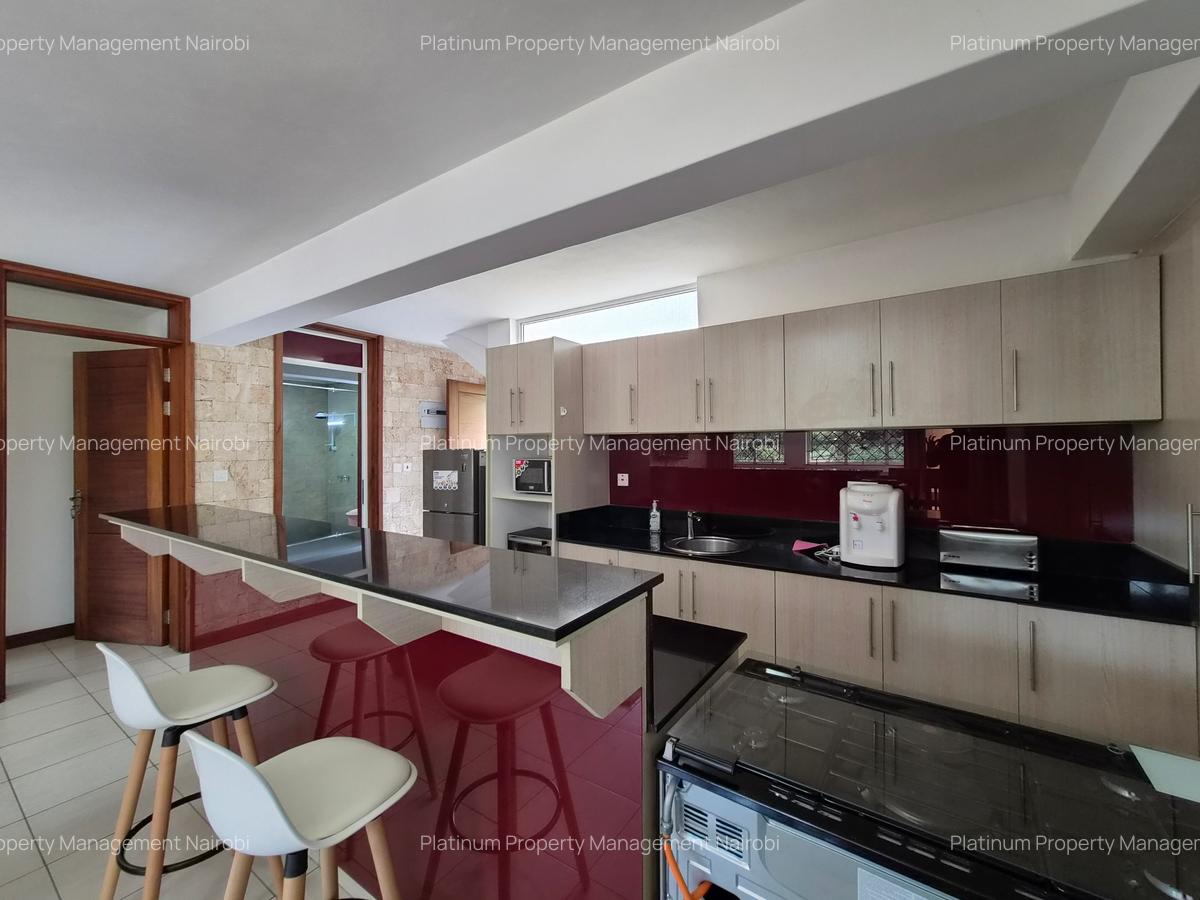 Furnished 1 Bed Apartment with En Suite at Mimosa Close - 5