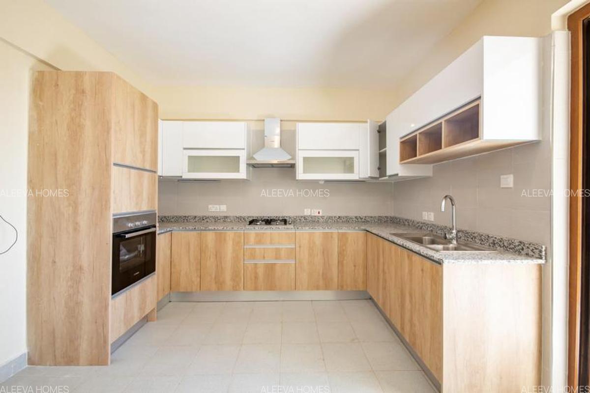 3 Bed Apartment with En Suite in Kileleshwa - 10