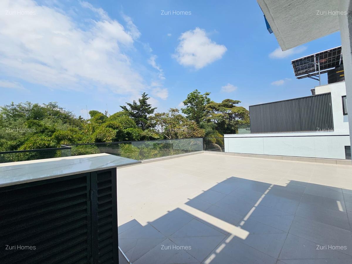 6 Bed Townhouse with En Suite in Lavington - 8