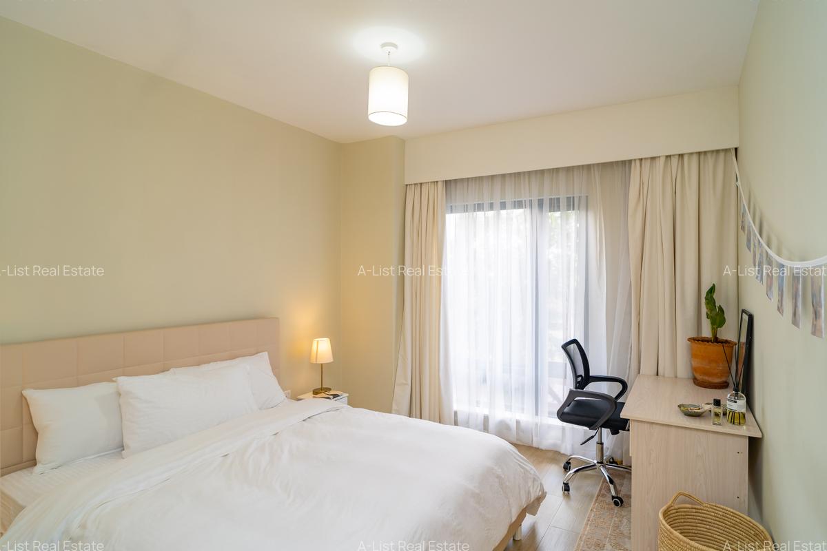 Furnished 2 Bed Apartment with En Suite at Riverside Drive - 11