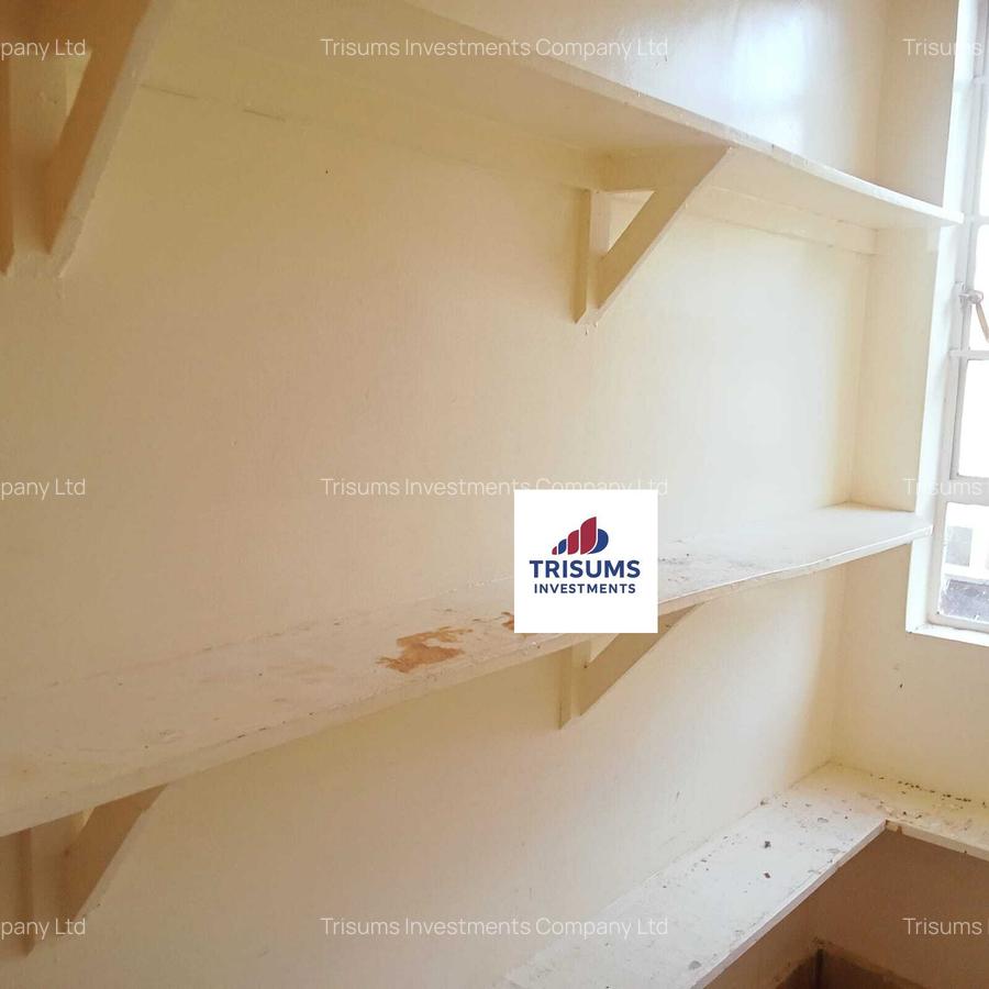 3 Bed Apartment with En Suite at Prp7+494 - 17