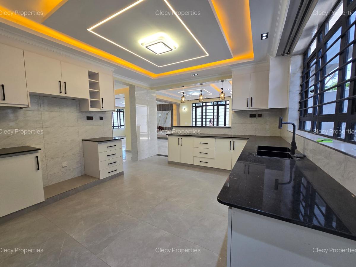 5 Bed House with En Suite at Ruiru - 3
