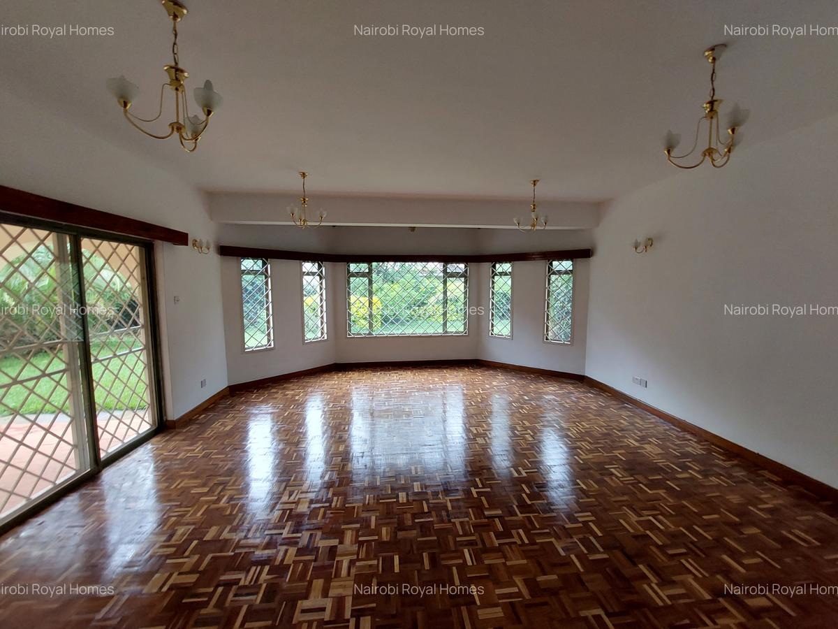 4 Bed Townhouse with En Suite at Lavington Road - 15