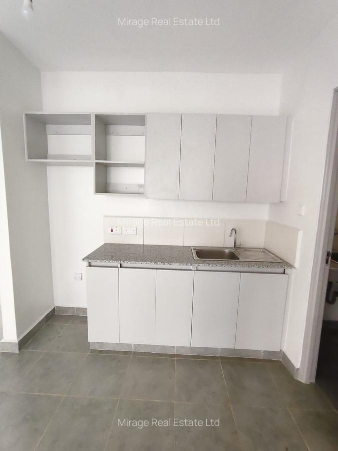 2 Bed Apartment with Swimming Pool in Garden Estate - 12