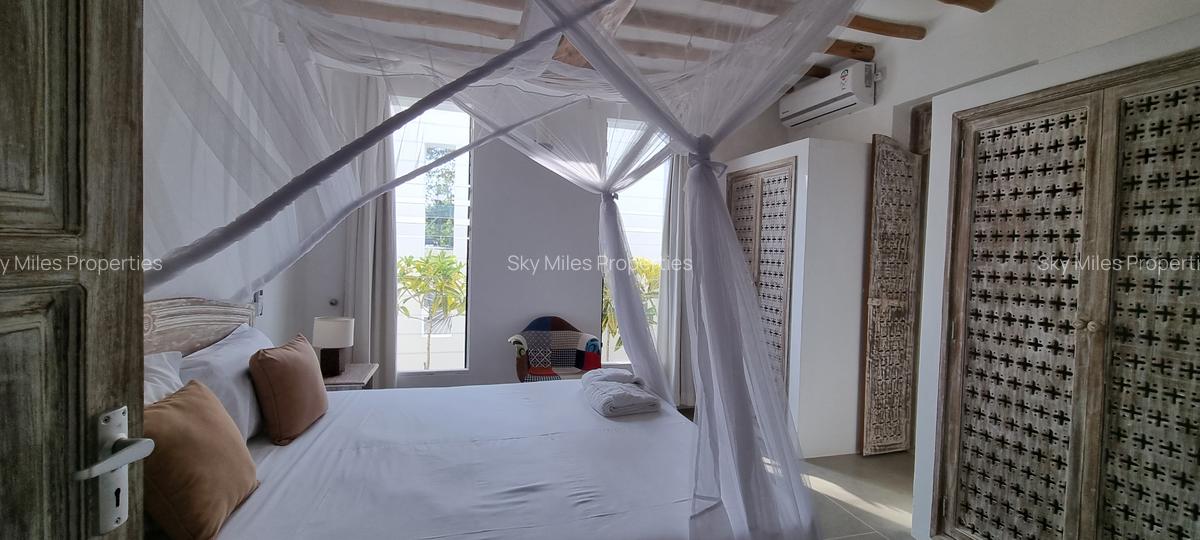 Serviced 2 Bed Apartment with En Suite at Kikambala - 17