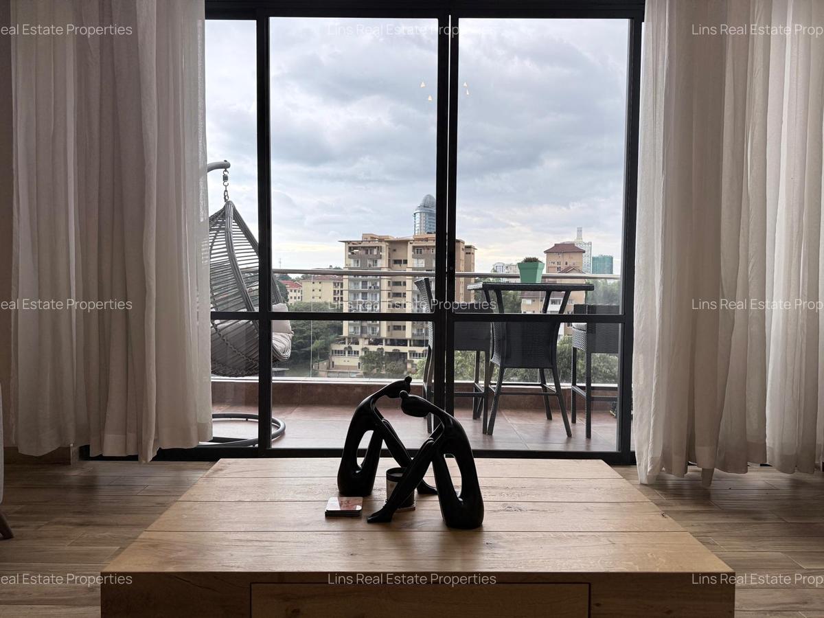 Serviced 4 Bed Apartment with En Suite in Riverside - 6