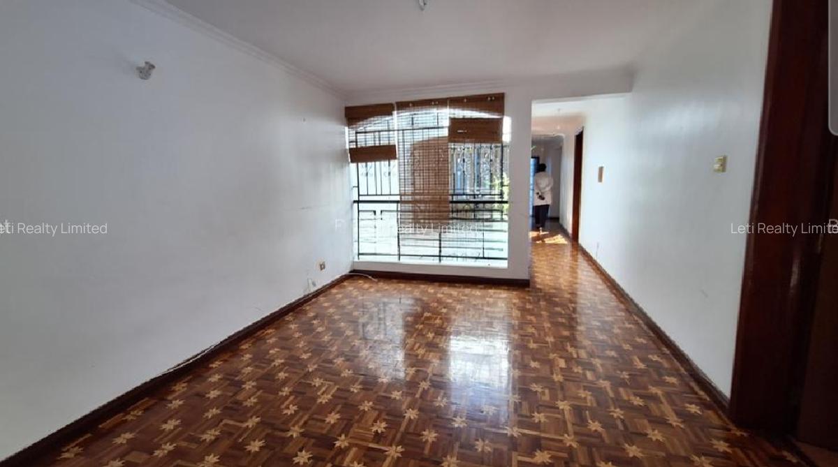 4 Bed Villa with En Suite in Lavington - 5
