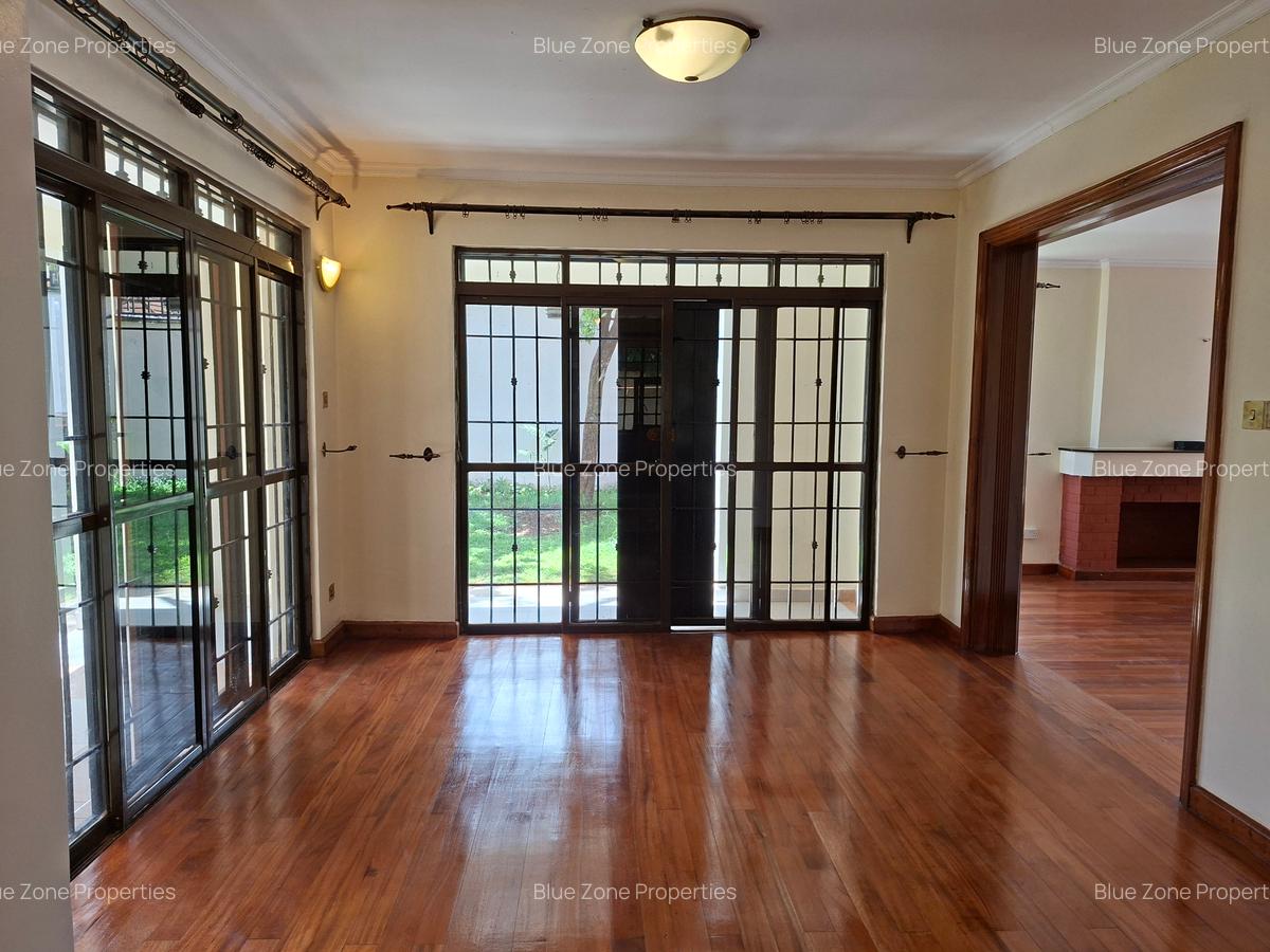4 Bed Townhouse with En Suite at Off Kiambu Rd - 4