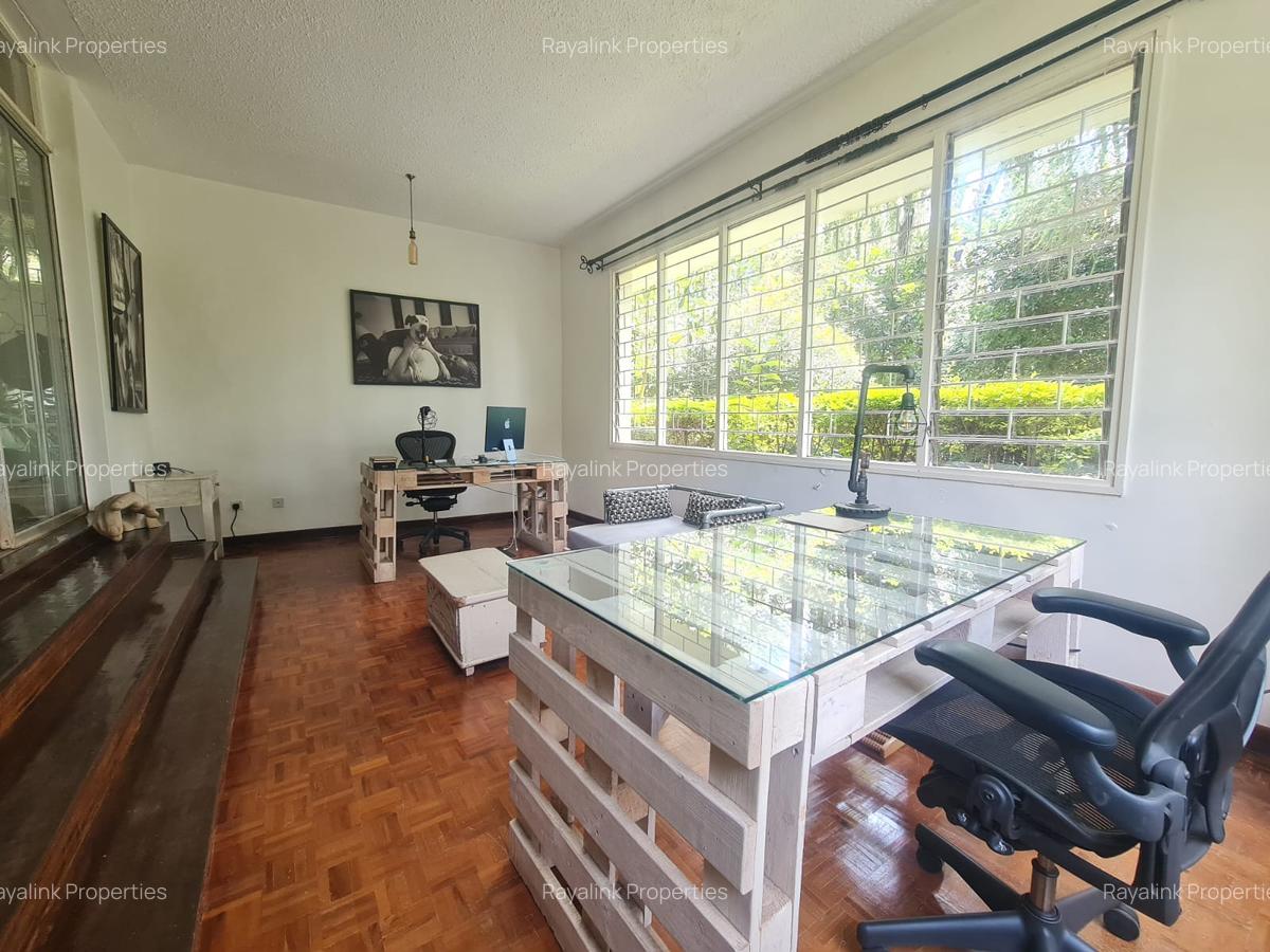 4 Bed House with En Suite at Loresho - 7