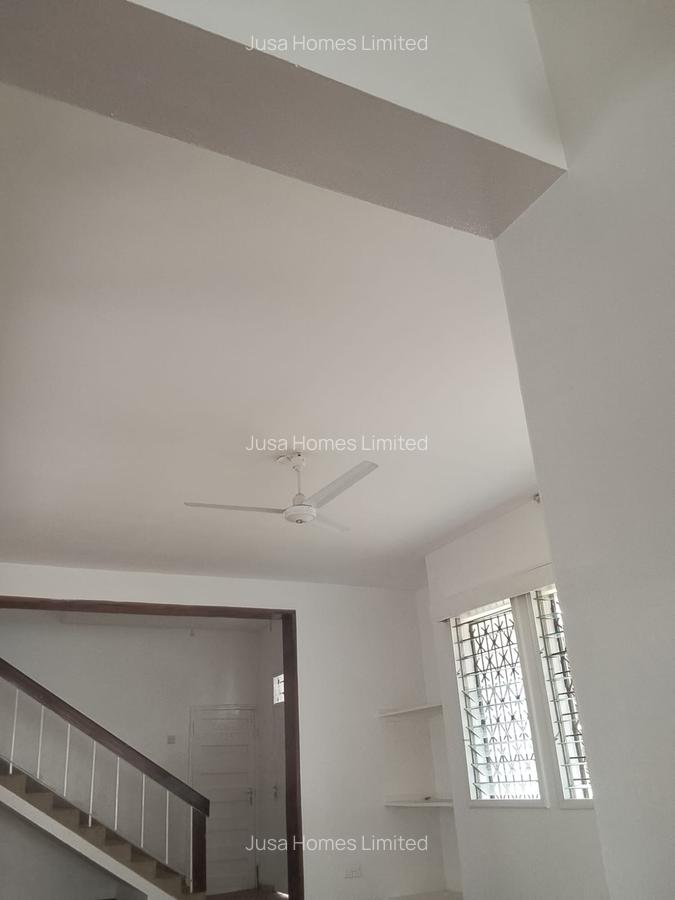 Office in Nyali Area - 2