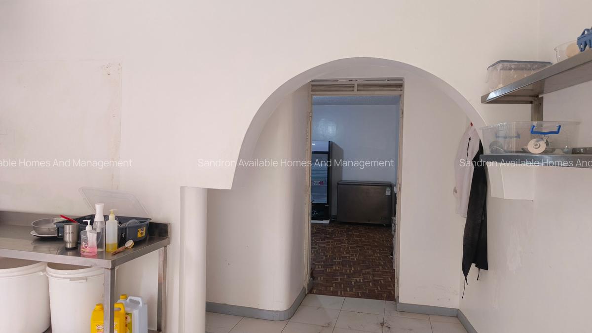 Office with Service Charge Included in Kileleshwa - 11