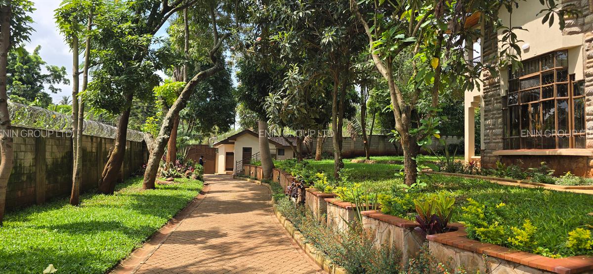 5 Bed House with En Suite at Runda - 19