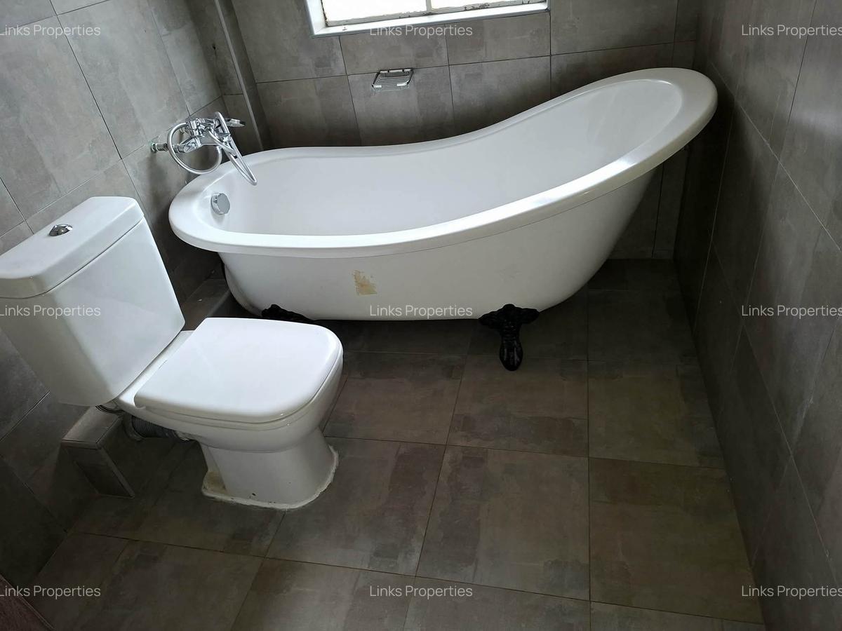 5 Bed Townhouse with En Suite at Karen - 13
