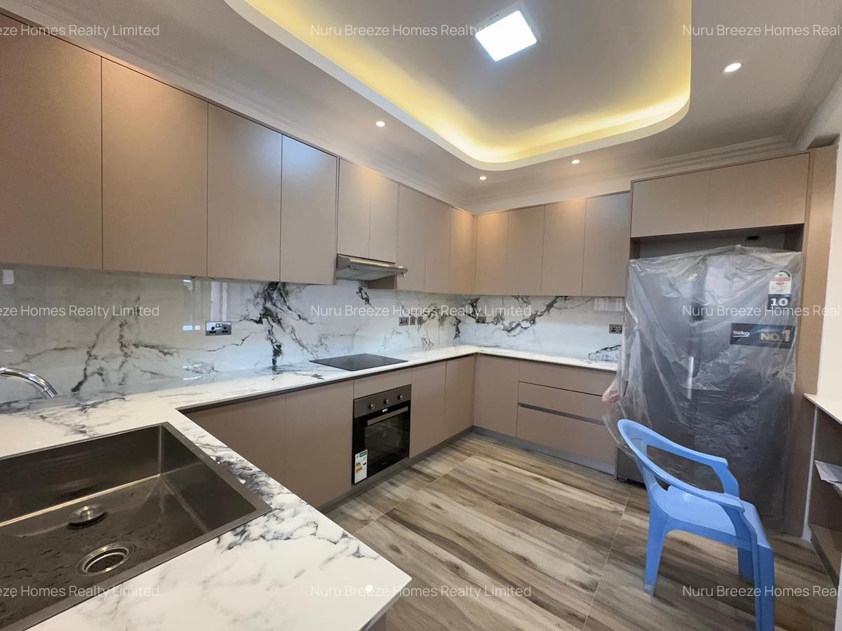 2 Bed Apartment with En Suite in Brookside - 3