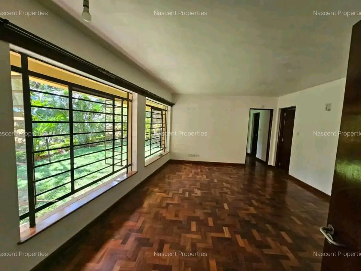 5 Bed House with En Suite in Kitisuru - 8