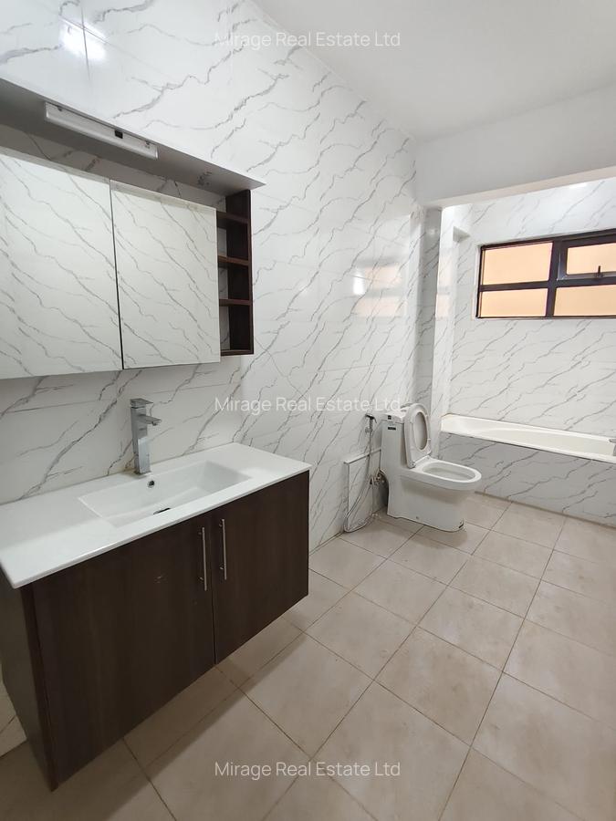 5 Bed Apartment with Staff Quarters in Parklands - 2