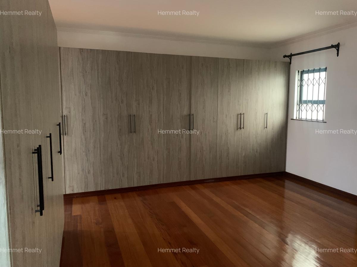 5 Bed House with En Suite in Thigiri - 9