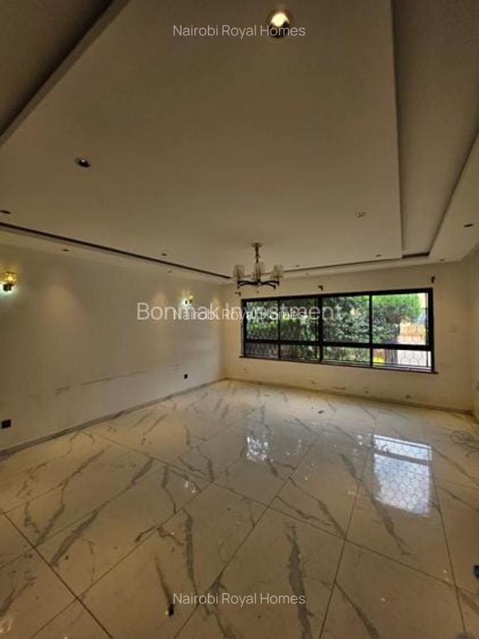 5 Bed Townhouse with En Suite at Gitanga Road - 9