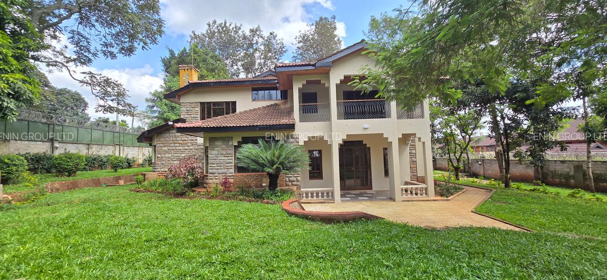 5 Bed House with En Suite at Runda - 2