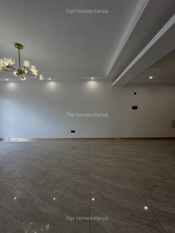 1 Bed Apartment with En Suite at Othaya Road - 11