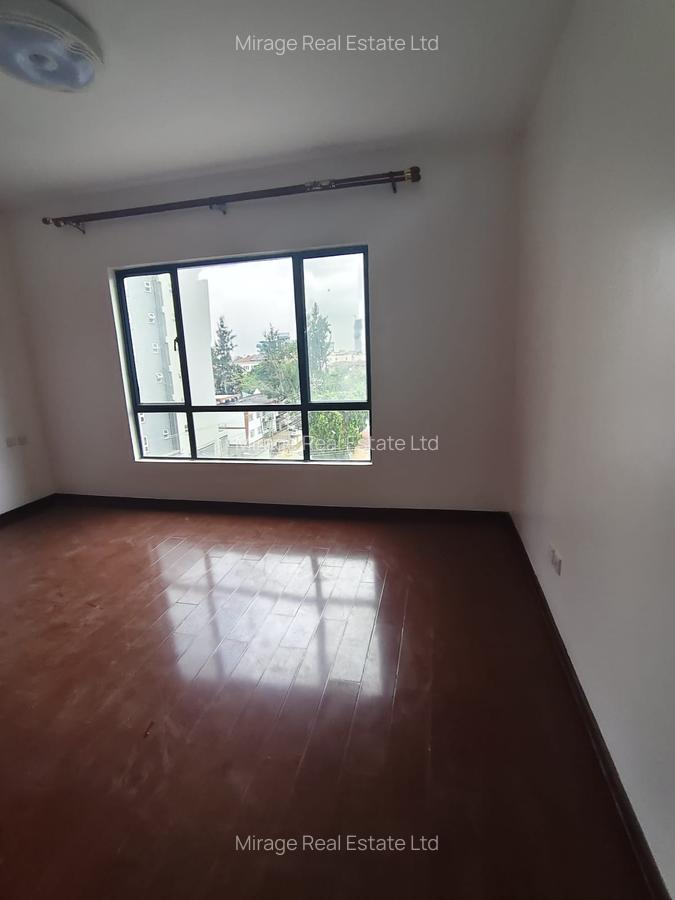 3 Bed Apartment with Swimming Pool in Hurlingham - 15