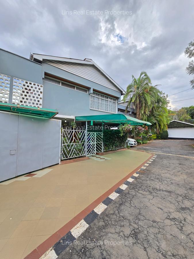 3 Bed Townhouse with En Suite in Kileleshwa - 2