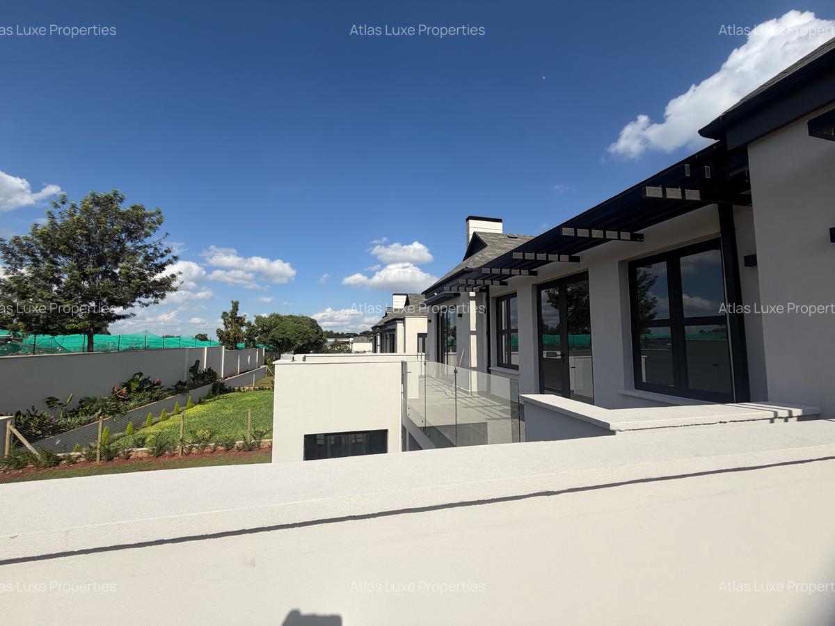 4 Bed Villa with En Suite in Runda - 13