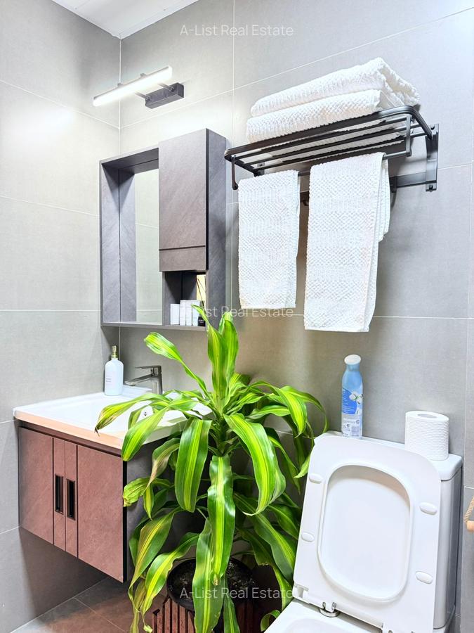 Furnished 2 Bed Apartment with En Suite at Riverside Drive - 13