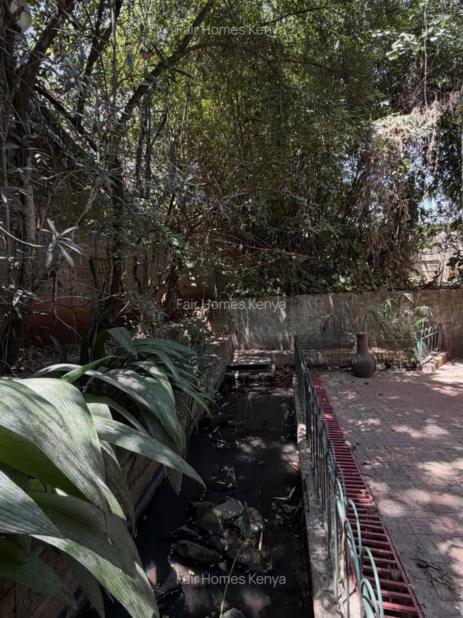 2 Bed Townhouse with En Suite at Mandera Road - 11