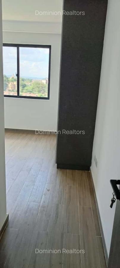 2 Bed Apartment with En Suite at Riverside Drive - 14