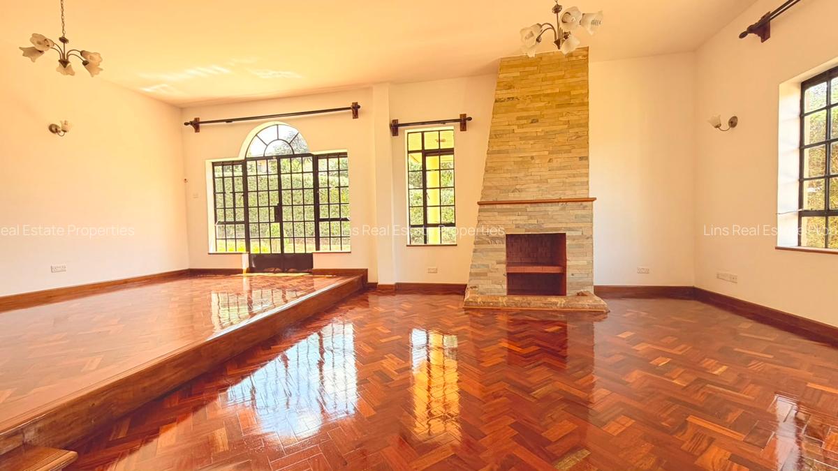 5 Bed Townhouse with En Suite in Kitisuru - 11