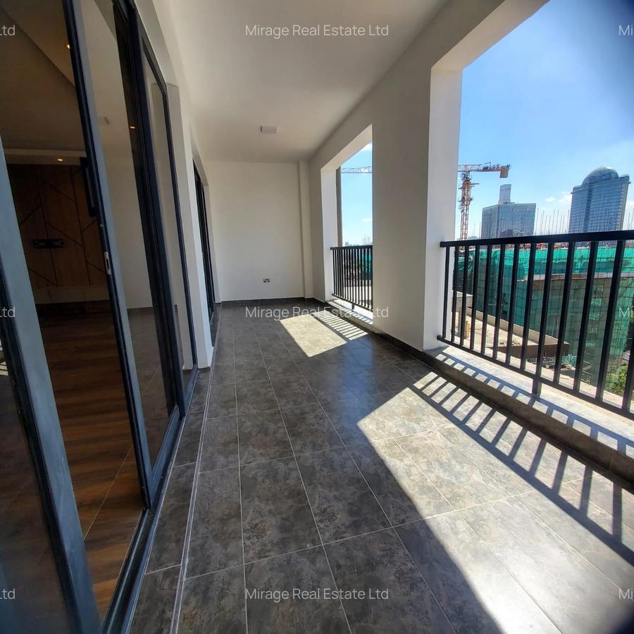 2 Bed Apartment with En Suite in Brookside - 14
