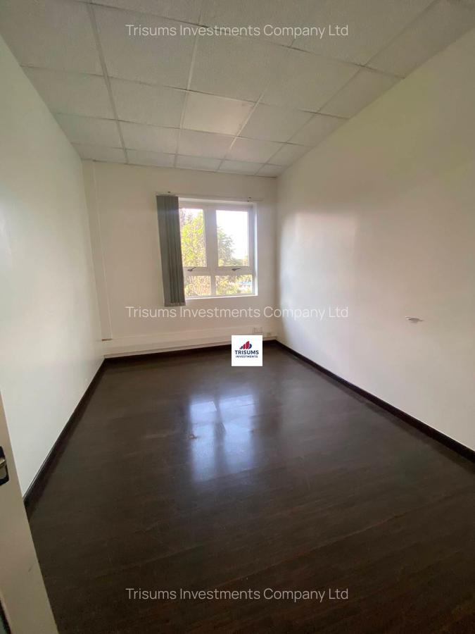 2,500 ft² Commercial Property with Fibre Internet in Riverside - 6