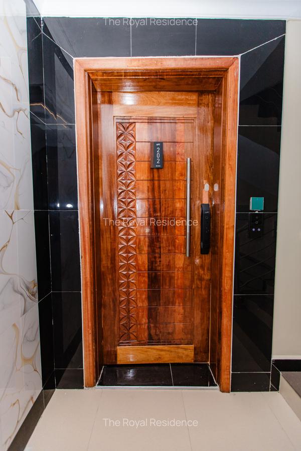 3 Bed Apartment with En Suite at Deliverance Road - 17