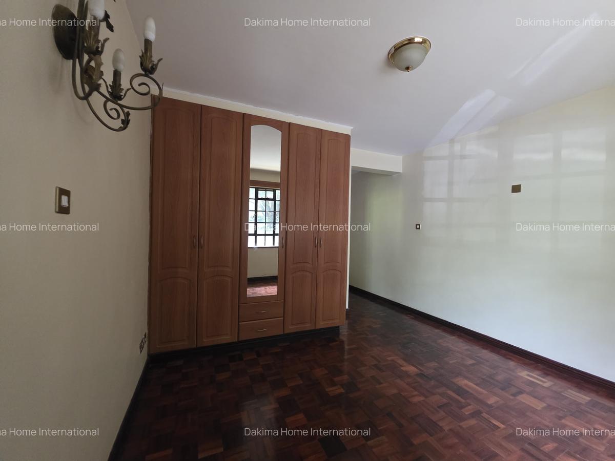 4 Bed Townhouse with En Suite in Kitisuru - 8