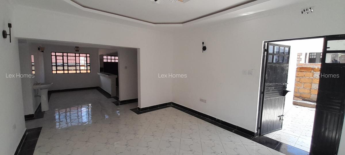 3 Bed House with En Suite at Rimpa - 7