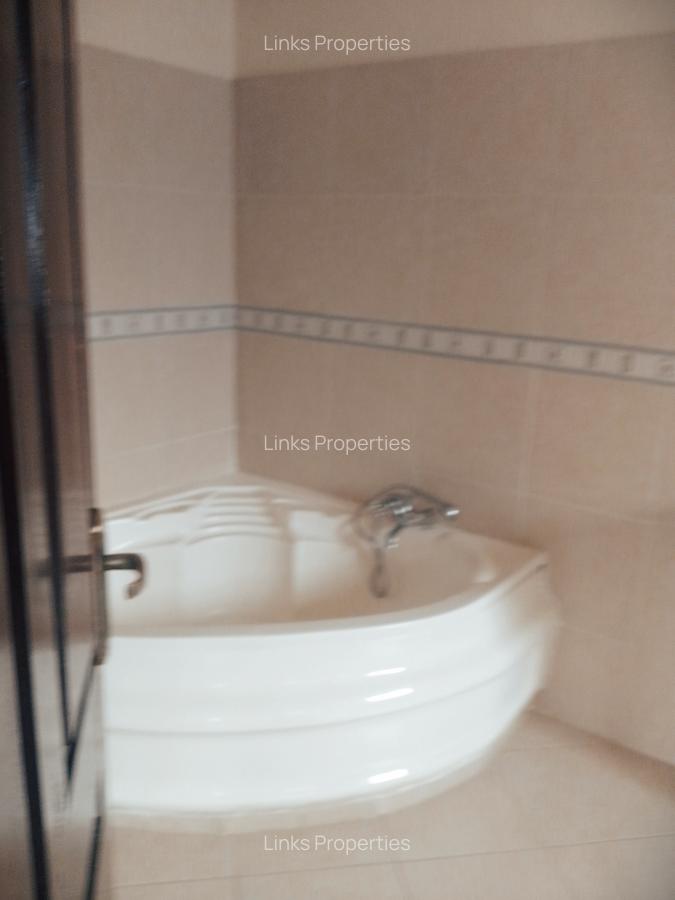 4 Bed House with En Suite at Karen Road - 6