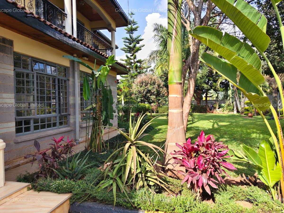 5 Bed House with En Suite in Runda - 13