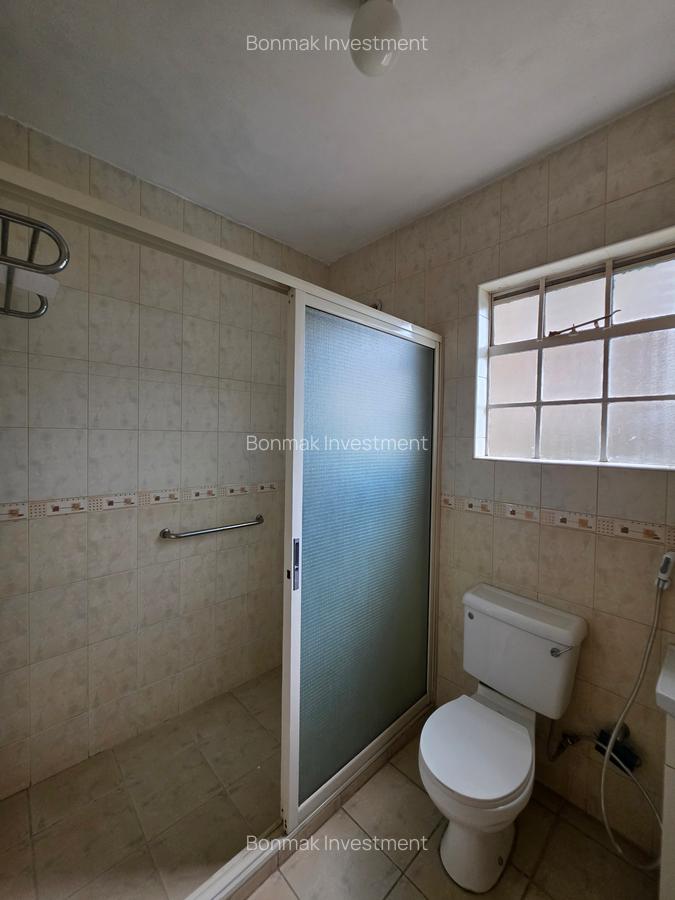 3 Bed Apartment with En Suite at Riverside Drive - 20