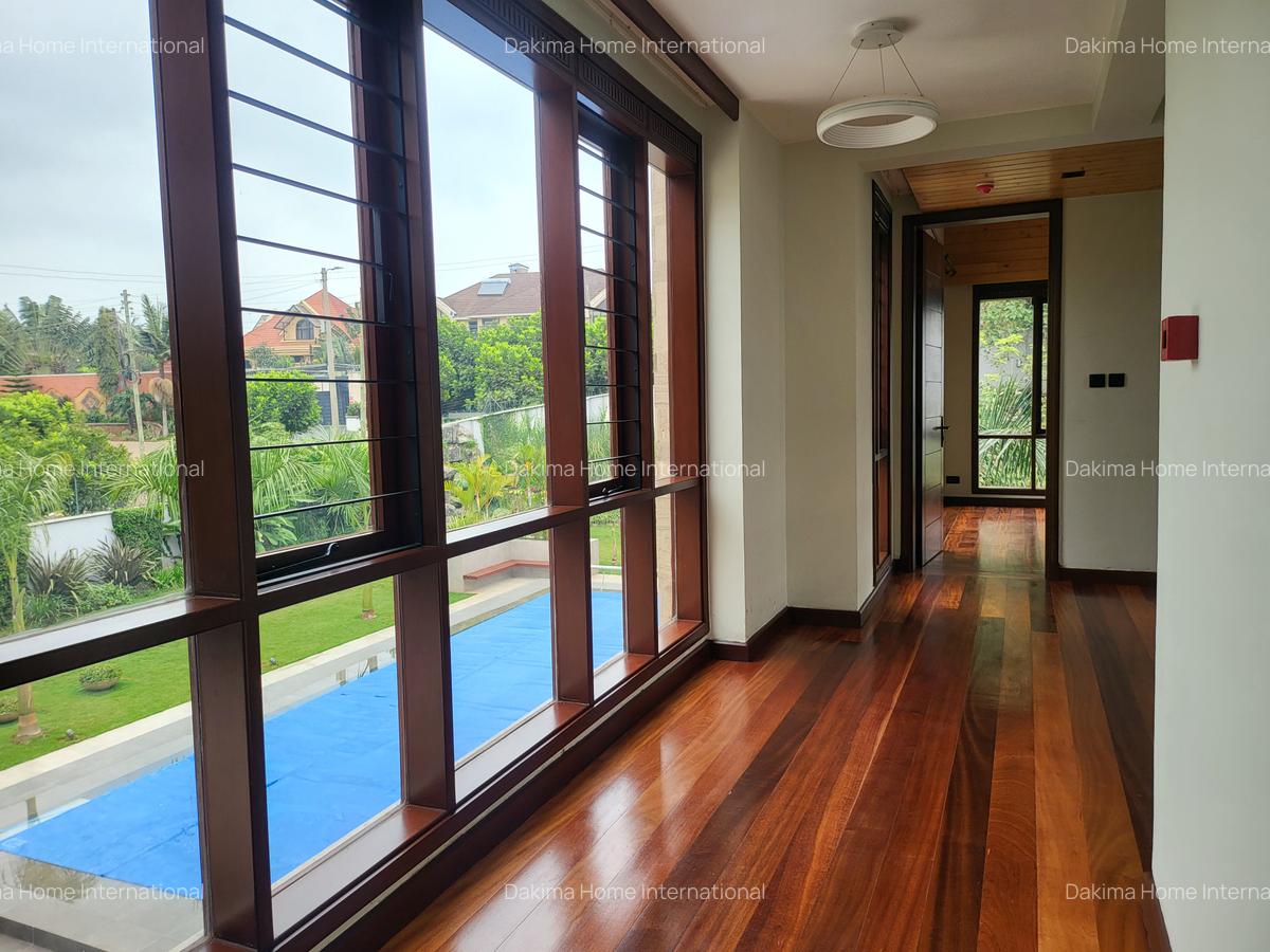 4 Bed House with En Suite in Runda - 15