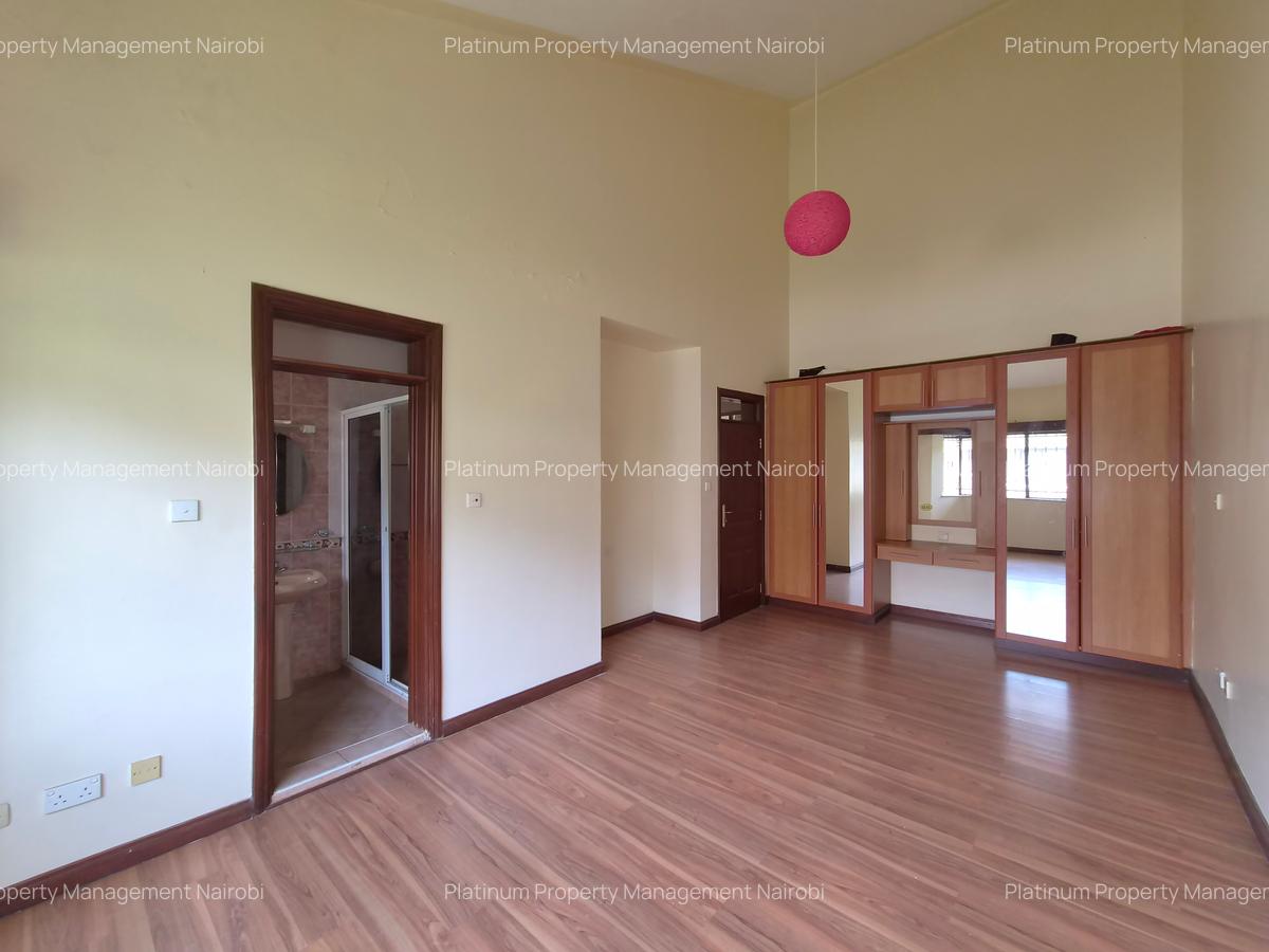 4 Bed House with En Suite at Grevillea Grove - 13