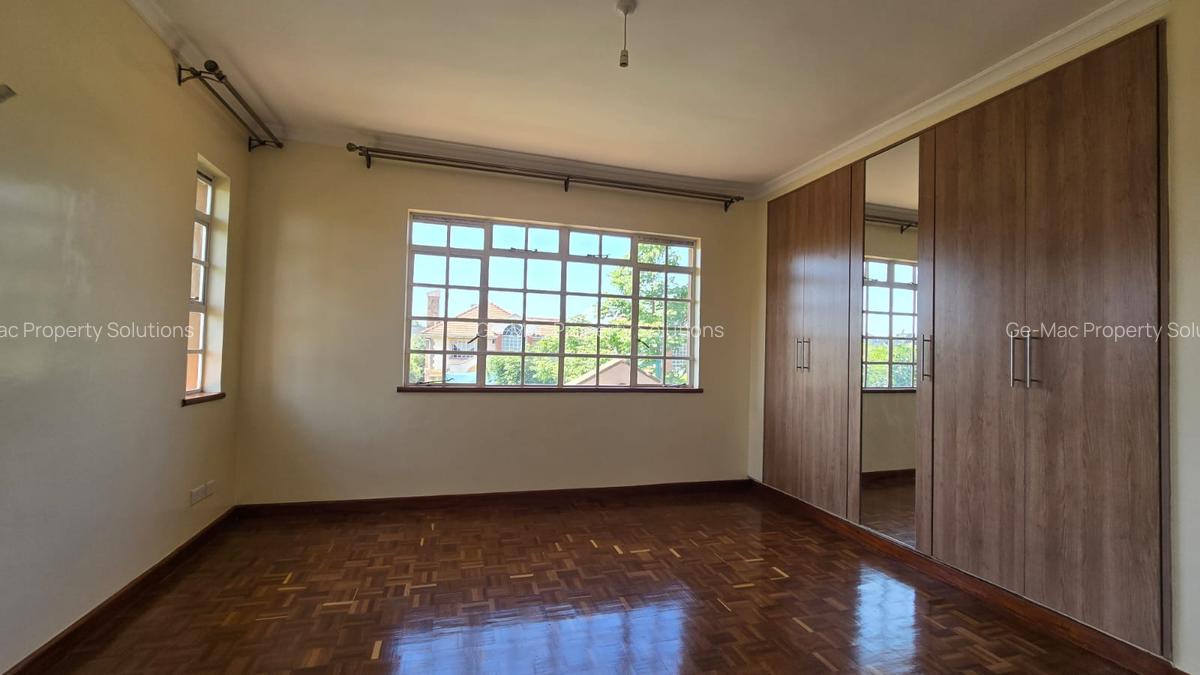 4 Bed House with En Suite at Paradise Lost Road - 8