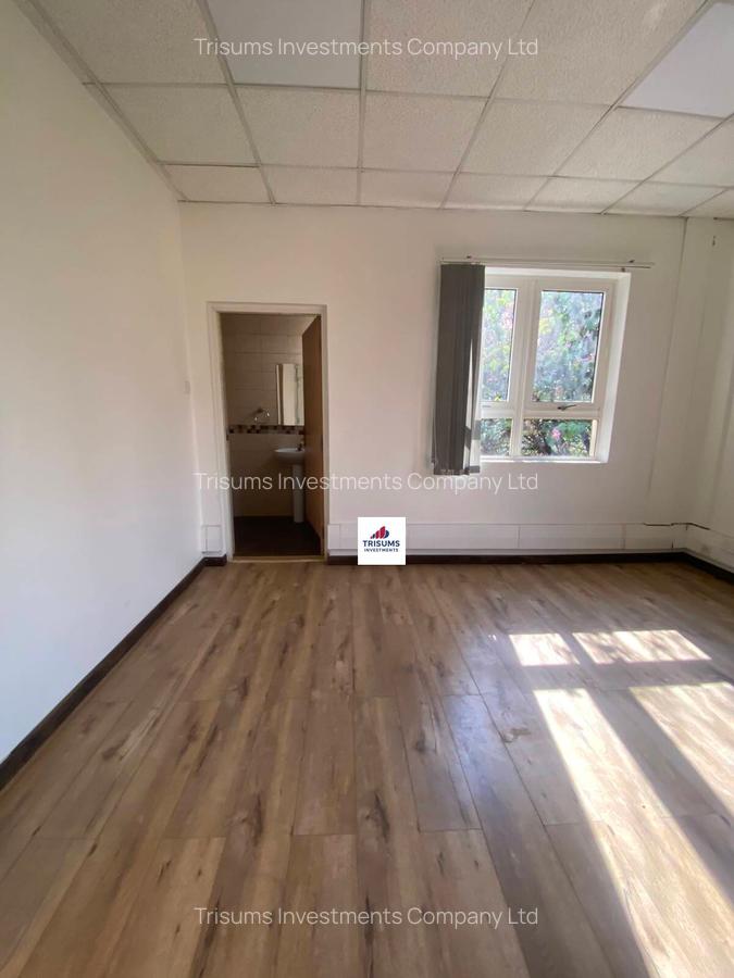 2,500 ft² Commercial Property with Fibre Internet in Riverside - 8
