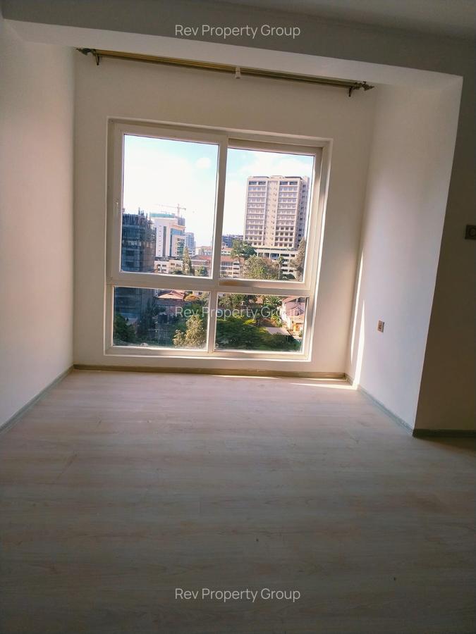 2 Bed Apartment with En Suite in Westlands Area - 14