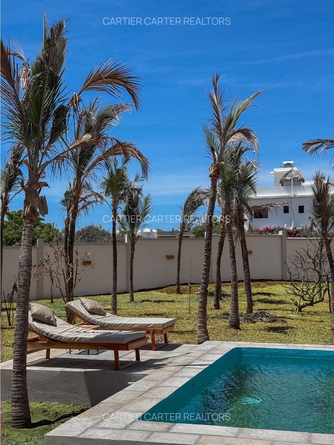 4 Bed Villa with En Suite in Watamu - 2
