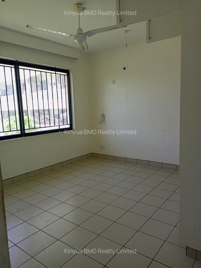 3 Bed Apartment with En Suite in Nyali Area - 5