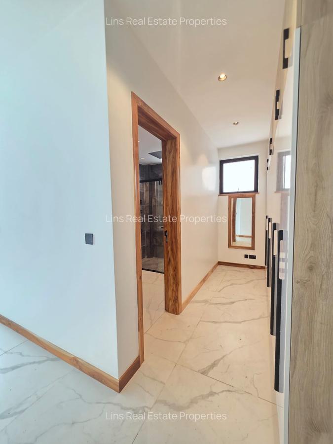 Serviced 2 Bed Apartment with En Suite in Spring Valley - 14